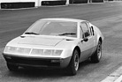 Alpine-Renault A 310 (1971) - die Front mit sechs Scheinwerfern wurde so vom Prototyp in die Serie übernommen