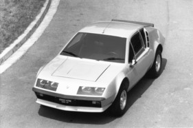Alpine-Renault A 310 V6 (1978) - zeitlos elegante Formgebung