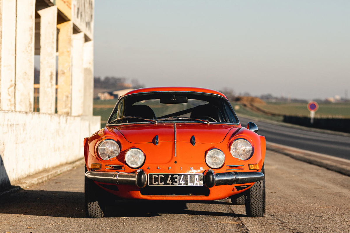 Alpine-Renault A110 1600S (1972) - als Lot 540 angeboten an der Bonhams-Versteigerung "Les Grand Marques du Monde" in Paris am 2. Februar 2023