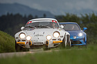 Alpine-Renault A110 1600S (1972) und Alpine A110 Première Edition (2018) - Jod-Scheinwerfer bei der Ur-Version, modernes LED-Licht beim modernen Nachfolger