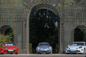 Alpine-Renault A110 (1970) - zwischen zwei modernen Alpine - 20. ASC Classic-Gala Schwetzingen 2024