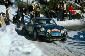 Alpine-Renault A110 (1971) - At the Monte Carlo Rally