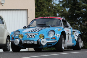 Alpine-Renault A110 - in Gruppe-4-Aufmachung auf dem Col du Marchairuz - Rencontre Franco-Suisse Alpine 2019
