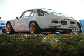 Alpine-Renault A110 - mit Gruppe-4-Verbreiterungen und Devil-Auspuff - Rencontre Franco-Suisse Alpine 2019