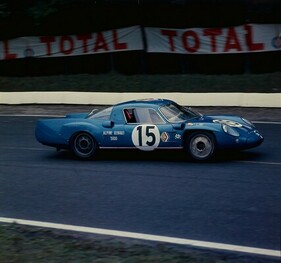 Alpine-Renault A211 (1967) - Built for the long haul