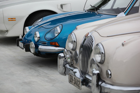 Als die Gesichter von Autos noch Charakter hatten - Jaguar und Alpine A110 - Dolder Classics Mai 2018 Als die Gesichter von Autos noch Charakter hatten - Jaguar und Alpine A110 - Dolder Classics Mai 2018