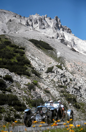 Bild Alvis Firefly Special 4.3 (1933) - Gesamtsieger der Valtellina Rallye - am British Classic Car Meeting St. Moritz 2015