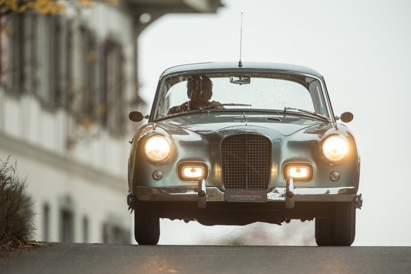 Alvis TC 108G Graber Special (1957) - Die Graber-Alvis bekamen immer mal wieder eine kleiine Retusche an der Front