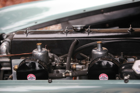 Alvis TC 108G Graber Special (1957) - zwei SU-Vergaser sorgen für die Gemischaufbereitung