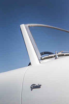 Alvis TC 21/100 Graber Super Cabriolet (1955) – Vom Künstler signiert: Schriftzug von Formschöpfer und Karosseriebauer auf dem Kotflügel