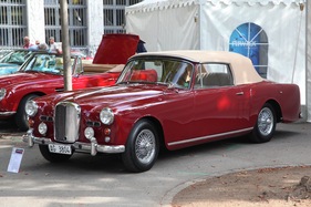 Alvis TD 21 (1961) - am Zurich Classic Car Award 2013 auf dem Bürkliplatz in Zürich (1961)
