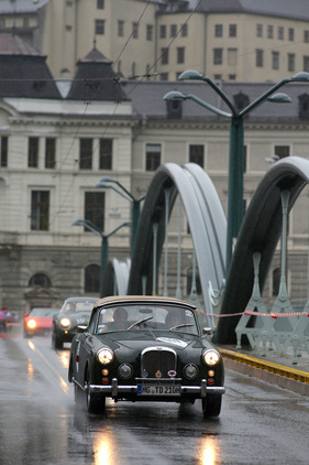 Alvis TD 21 DHC (1962) - am Start in der Tourenwagenklasse - Gaisbergrennen 2013 - Stadt-Grand-Prix in Salzburg am Donnerstag (1962)