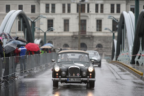Alvis TD 21 DHC (1962) - am Start in der Tourenwagenklasse - Gaisbergrennen 2013 - Stadt-Grand-Prix in Salzburg am Donnerstag (1962)