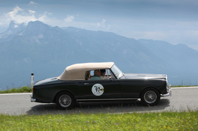 Alvis TD 21 DHC (1962) - in der Klasse Tourenwagen am Start beim Gaisbergrennen 2014 (1962)