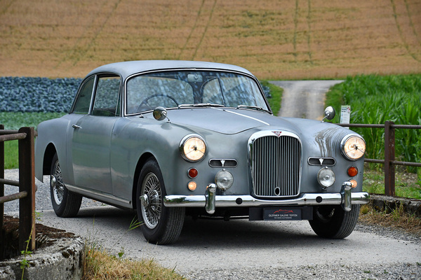 Bild Alvis TD 21 Saloon Park Ward (1961) - als Lot 126 an der Versteigerung der Oldtimer Galerie Toffen am 15. Oktober 2022