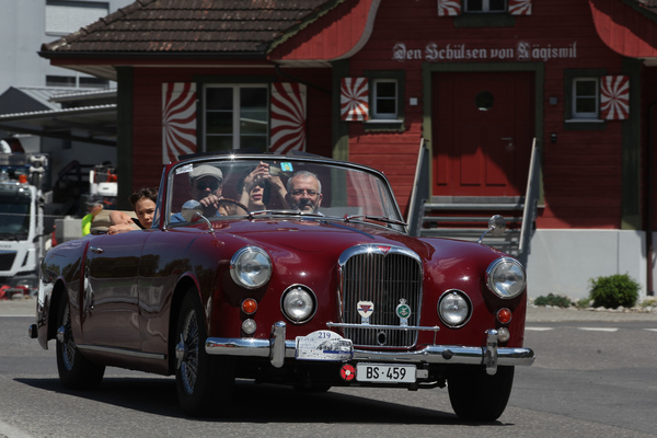 Alvis TD21 (1963) - auf Passagierfahrt - Oldtimer in Obwalden (O-iO) 2019