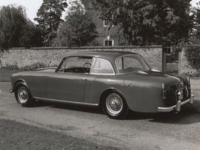 Alvis Three Litre (1957) - Elegantes Design