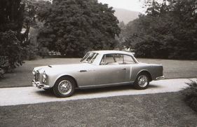 Alvis Three Litre Graber (1959) - Warten im Park