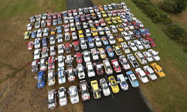 Bild: Am Eifel Rallye Festival 2013 waren über 160 Fahrzeuge, 33 unterschiedliche Marken, 75 verschiedene Fahrzeugtypen am Start. Diese Zahlen lockten über 40'000 Zuschauer aus ganz Europa an – Eifel Rallye Festival 2013