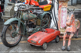 Am grossen Original eher selten zu sehen: Mercedes-Benz SL mit Speichenrädern – Auto e Moto d'Epoca 2024 Am grossen Original eher selten zu sehen: Mercedes-Benz SL mit Speichenrädern – Auto e Moto d'Epoca 2024