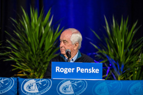 Amelia Island Concours d'Elegance 2020 - Roger Penske an einer Podiumsdiskussion. Amelia Island Concours d'Elegance 2020 - Roger Penske an einer Podiumsdiskussion.