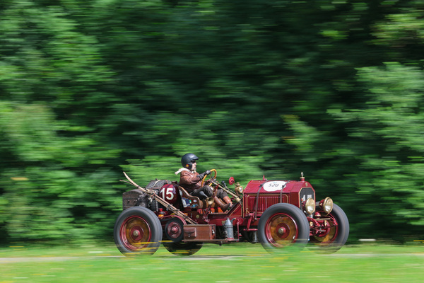 American La France Typ 40 (1915) - Startfeld 5 "Vorkriegs- und historische Sportwagen" - Oldtimer GP Brugger Schachen 2024