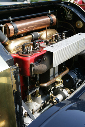 American LaFrance (1915) - Vier Zylinder und rund 10 Liter Hubraum