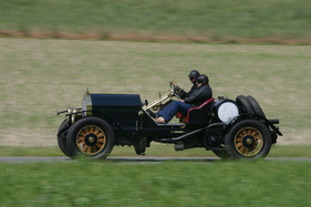 American LaFrance (1915) - at full speed