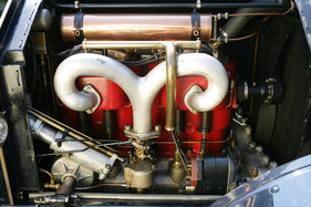 American LaFrance (1915) - rustikale Technologie