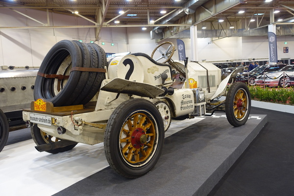 American LaFrance "Funkenblitz" (1908) – ausgestellt von den Technikmuseen Sinsheim-Speyer – Essen Motor Show 2024
