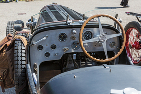 Amilcar CGS (1926) -Gemütliches Zusammenrücken. – Ecurie Anges Bleus im Boxenstop Tübingen 2025