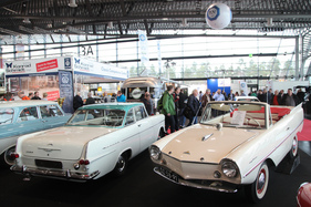 Amphicar 770 (1961) - EUR 62'500, eines der ersten Fahrzeuge dieser Art (Retro Classics Bavaria 2017 in Nürnberg)