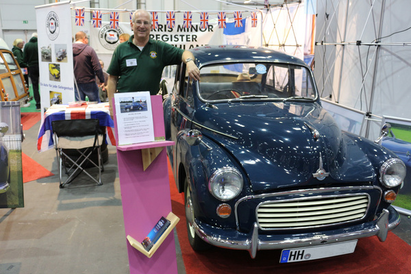 Andreas Grube zeigt seinen 1966er Morris Minor Four Door Saloon in Trafalgar Blue - Hamburg Motor Classics 2018
