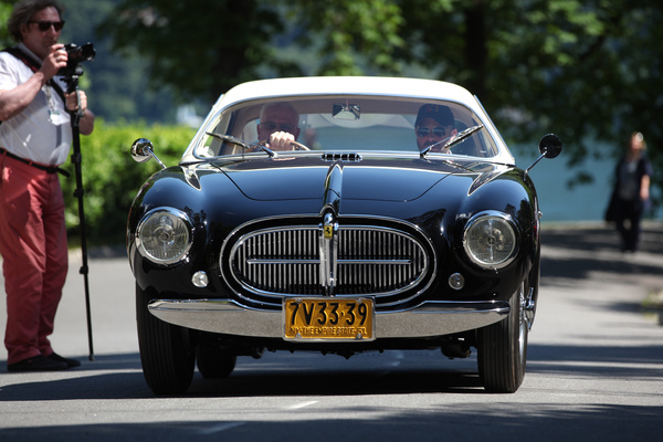 Anfangs der Fünfzigerjahre erhielten alle Ferrari Sportwagen eine Spezialkarosserie von meist italienischen Blechkünstlern. Der Wert eines Ferrari 212 Inter Vignale von 1951/52 wuchs von DM 44’000 auf EUR 1,7 Millionen, inflationsbereinigt also um das 14-fache