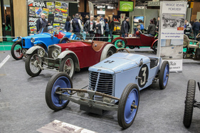 Antony La Punaise (1927) - angetrieben von einem 500 cm3 grossen EInzylindermotor, was für 75 bis 80 km/h reichte - Rétromobile Paris 2022