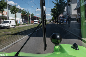 Apal Buggy C (1975) - die Funktionsfähigkeit der Blinker lässt sich vom Fahrersitz aus überprüfen