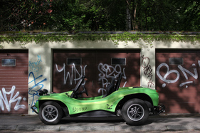 Apal Buggy C (1975) - fast würde er quer in eine der Garagen passen