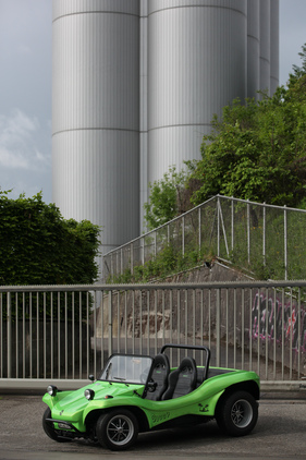 Apal Buggy C (1975) - verschmilzt nicht unbedingt mit dem Hinterrund