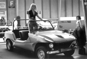 Apal Rancho Pick-up - ab 6950 Franken teuer, auf einem R4-Chassis aufbauender Buggy - am Genfer Automobilsalon 1974