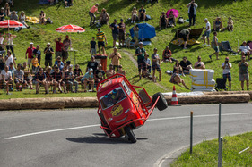 Ape Tricycle Special (2000) - Kerenzerbergrennen 2022