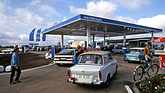 Image: Aral filling station through the ages - In the spring of 1990, Aral began building its own filling station network in the former GDR