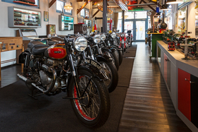 Ariel und andere Motorräder - Boxenstop Museum Tübingen