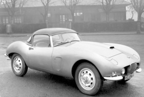 Stanley Arnolt, Retter von Bertone und Vater des Arnolt-Bristol