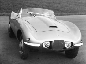 Arnolt Bristol Spider Bertone (1960) - Seitenansicht, vorne-rechts