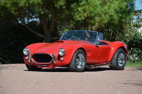 Arntz Shelby Cobra 427 Replica (1980) - als Lot 169 angeboten an der Artcurial Le Mans Classic Versteigerung am 9. Juli 2016