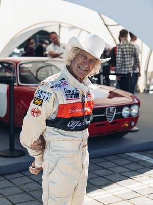 Arturo Merzario - natürlich mit Cowboy-Hut - Passione Alfa Romeo Hinwil 2018