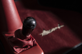 Ascari Ecosse (1997) - the six-speed box was available in conjunction with the 4.7-liter Hartge BMW V8