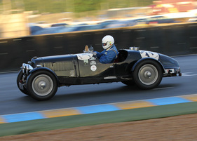 Aston Martin 2 Litre Speed (1937) - im Plateau 1 (1923-1939) an der Le Mans Classic 2012