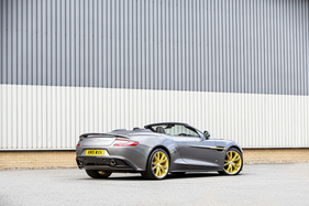 Aston Martin AM Works 60th Anniversary LE Vanquish Volante (2015) - als Lot 245 an der Bonhams Goodwood Speedweek Versteigerung am 17. Oktober 2020