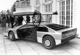 Aston Martin Bulldog (1980) - an der Pressevorstellung in England Aston Martin Bulldog (1980) - an der Pressevorstellung in England